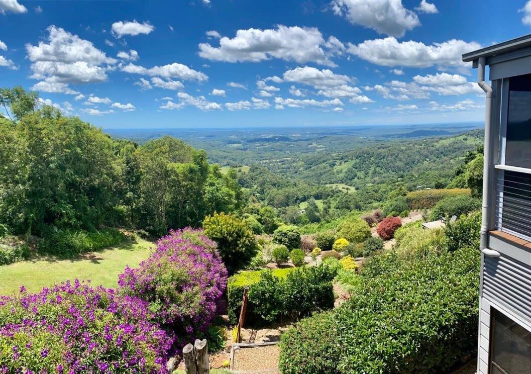 Flaxton Garden Home with Spectacular Coastal Views