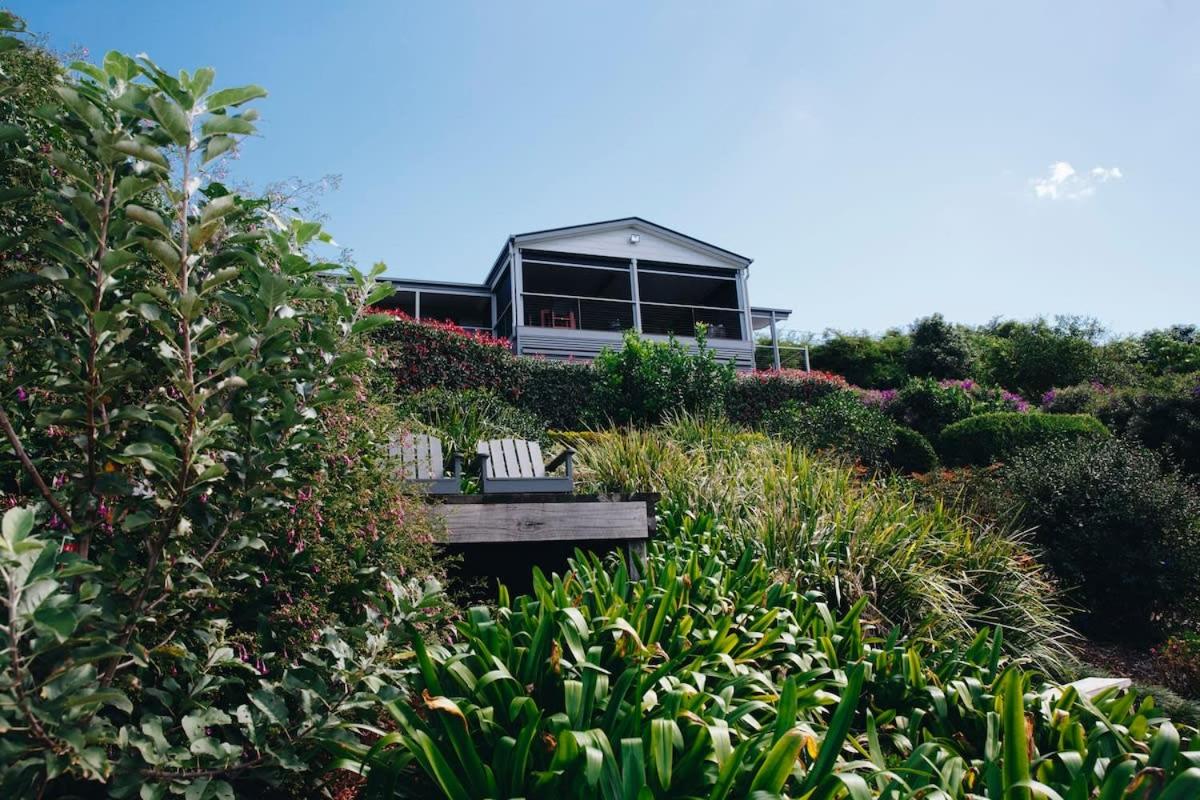 Flaxton Garden Home with Spectacular Coastal Views
