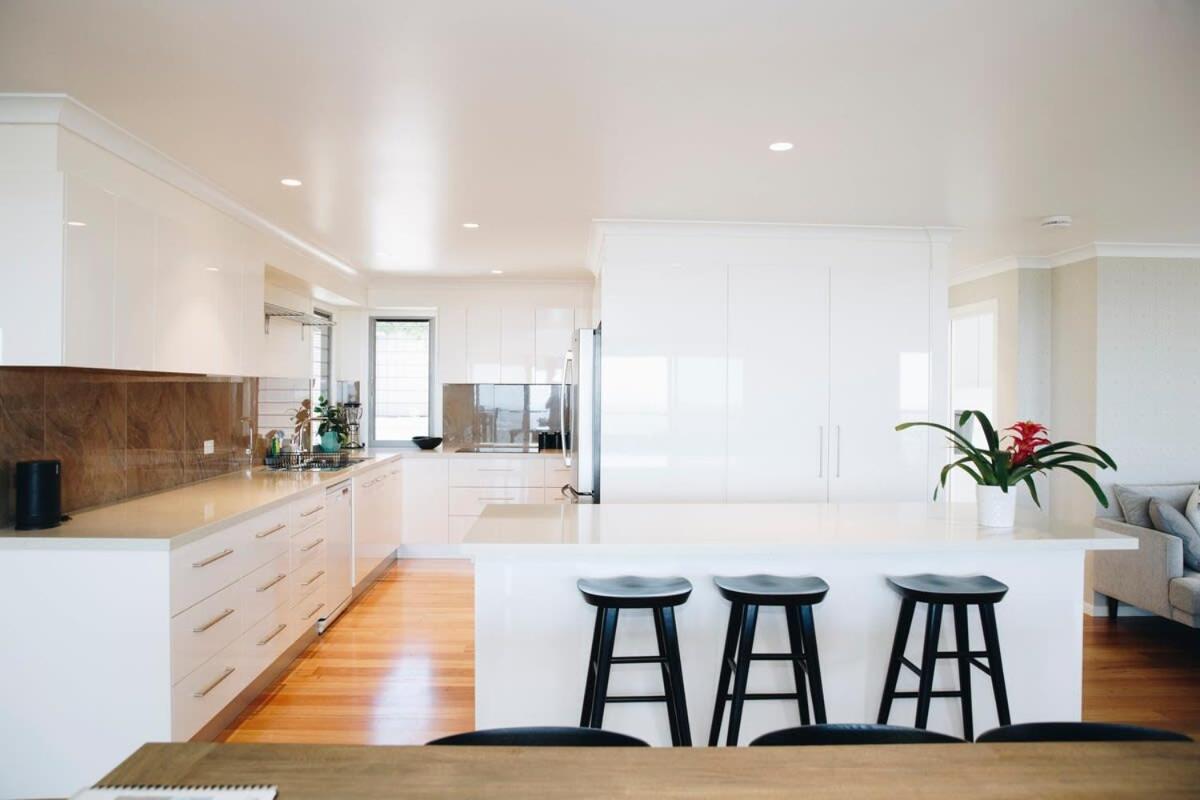 Flaxton Garden Home with Spectacular Coastal Views