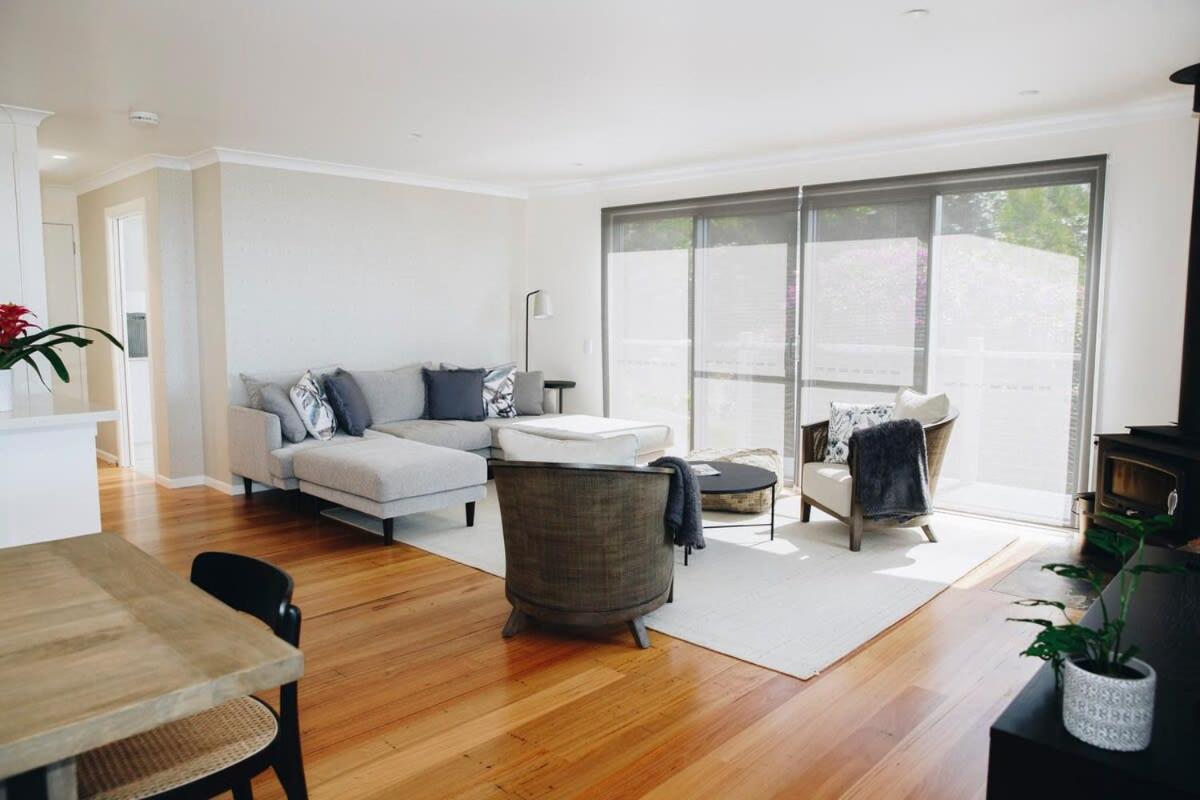 Flaxton Garden Home with Spectacular Coastal Views