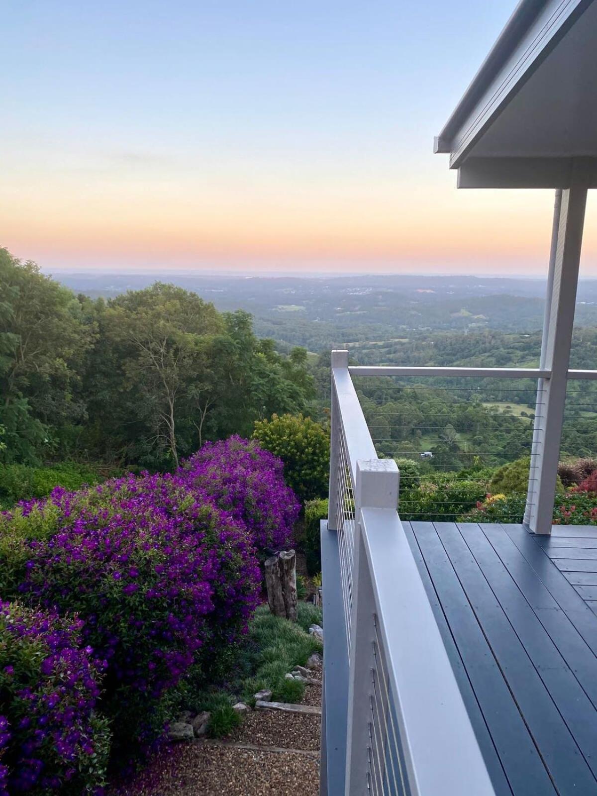 Flaxton Garden Home with Spectacular Coastal Views