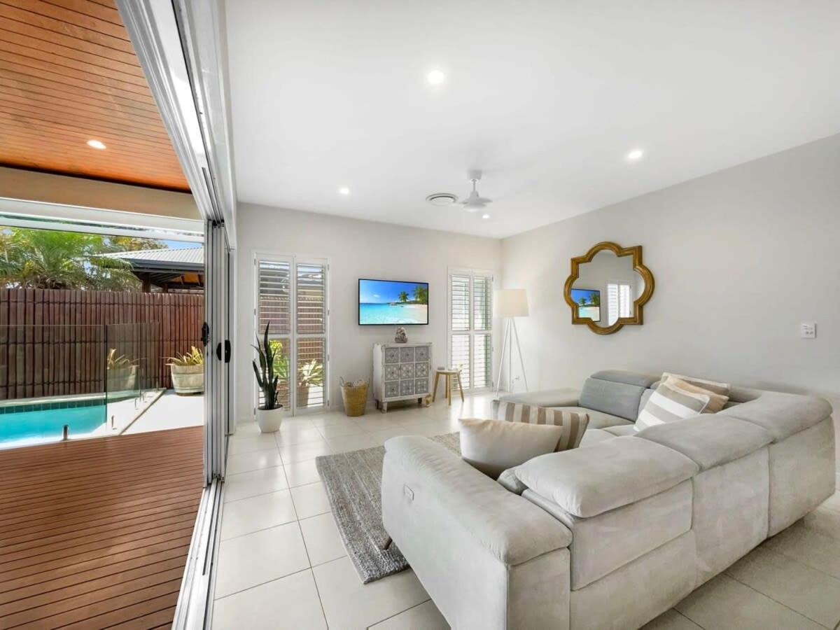 'Beachside Bliss' Family Pet Friendly Home