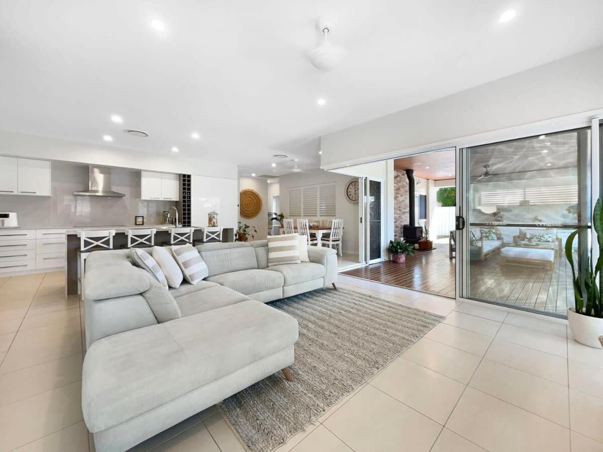 'Beachside Bliss' Family Pet Friendly Home