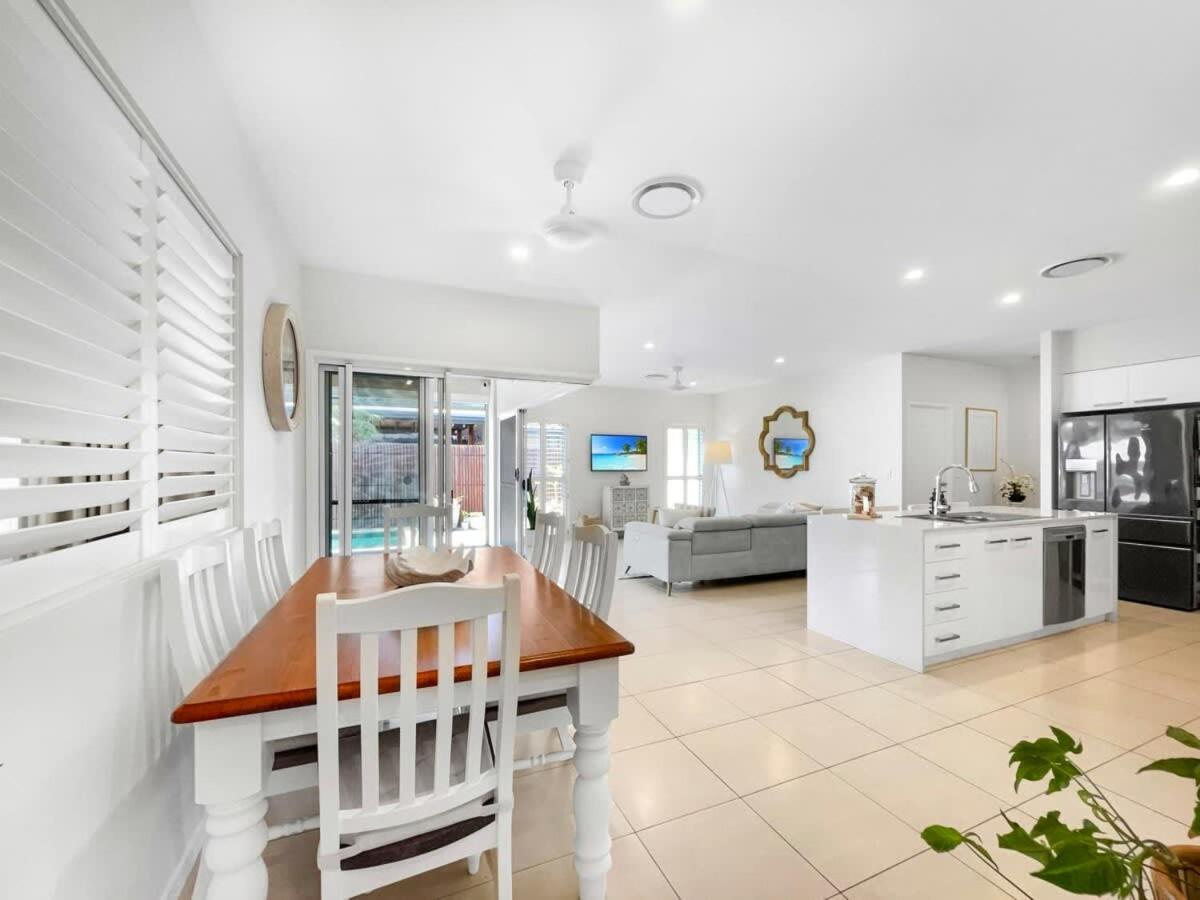 'Beachside Bliss' Family Pet Friendly Home