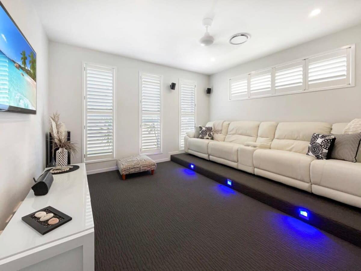 'Beachside Bliss' Family Pet Friendly Home