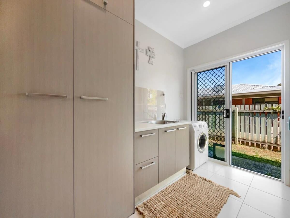 'Beachside Bliss' Family Pet Friendly Home