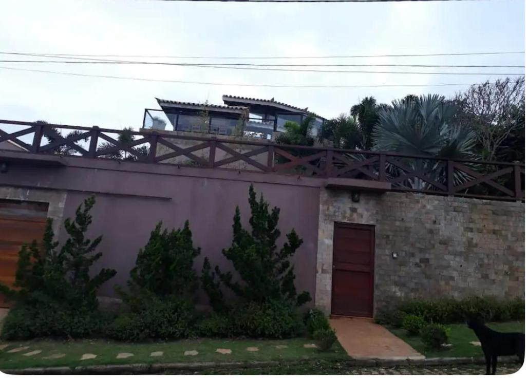 Casa espetacular na praia Brava