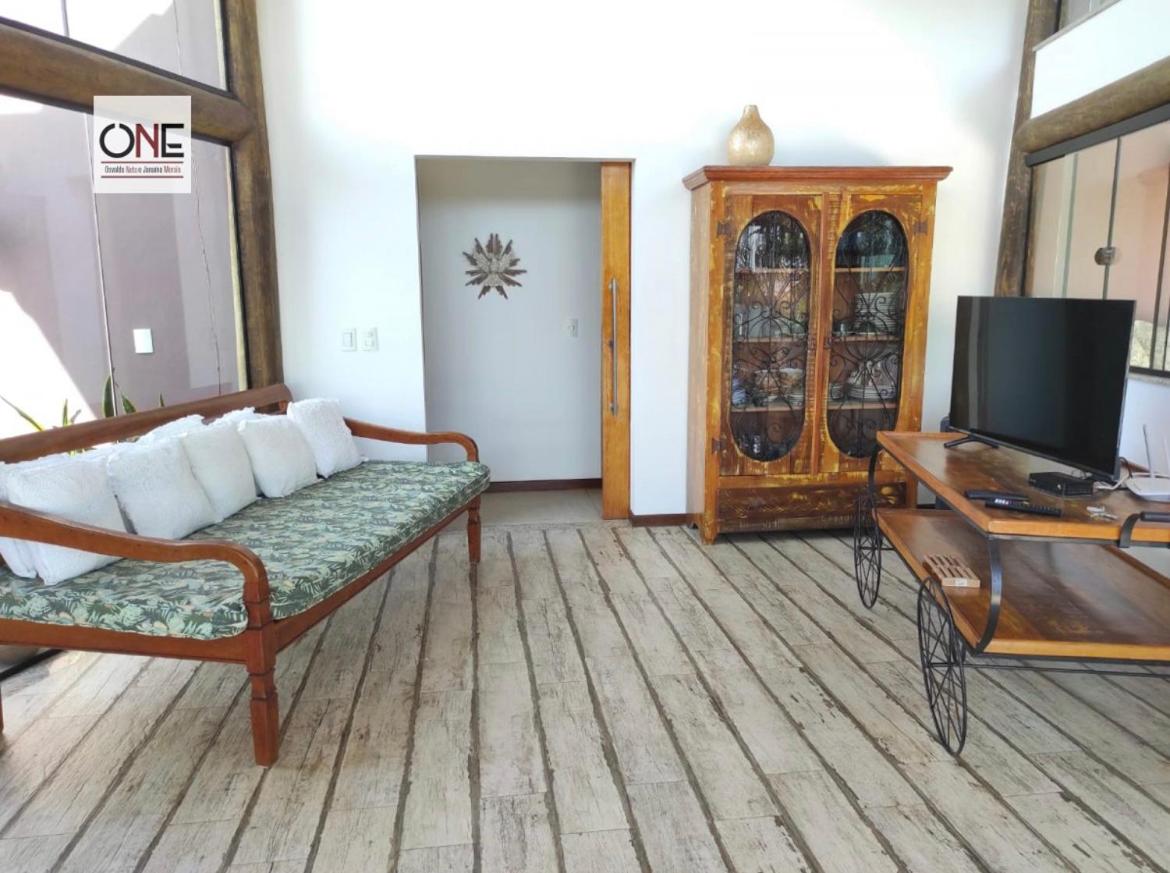 Casa espetacular na praia Brava