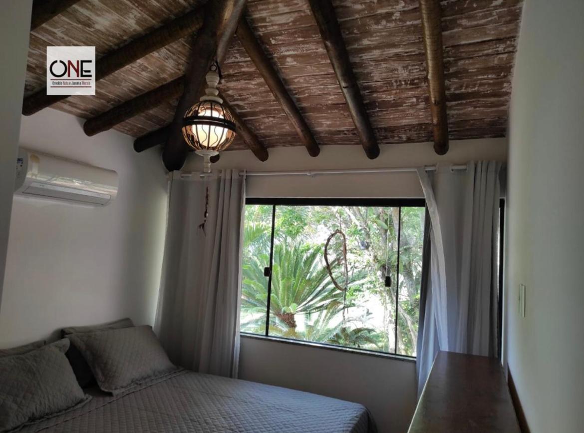 Casa espetacular na praia Brava