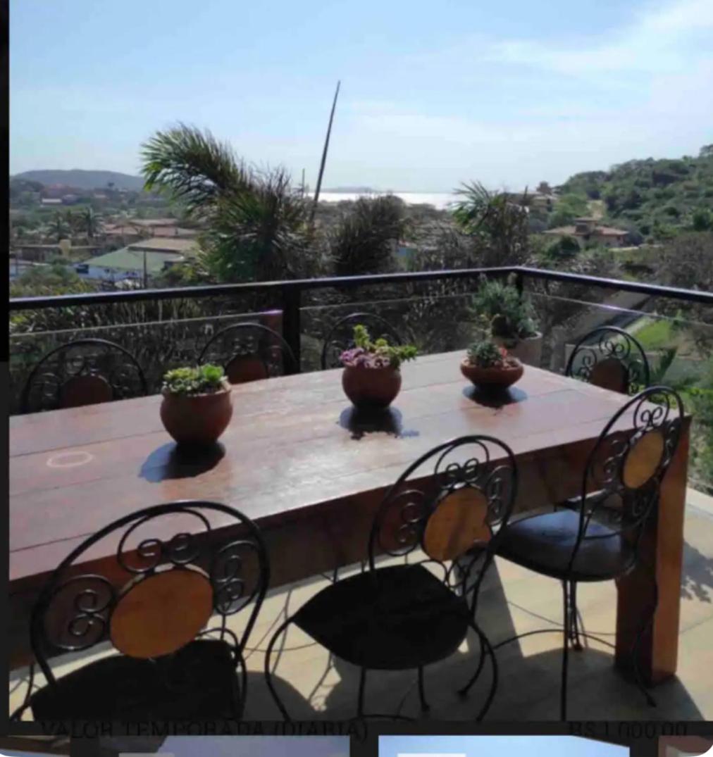 Casa espetacular na praia Brava