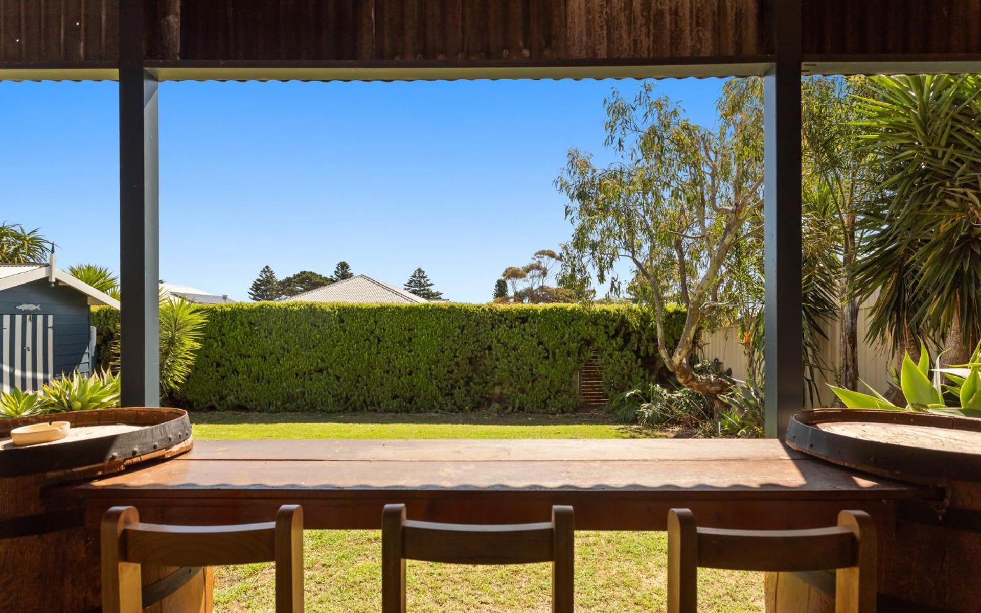 Lazy Days - 7 Nereus Drive