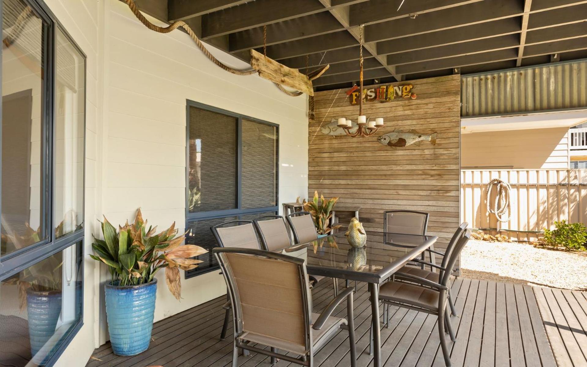 Lazy Days - 7 Nereus Drive