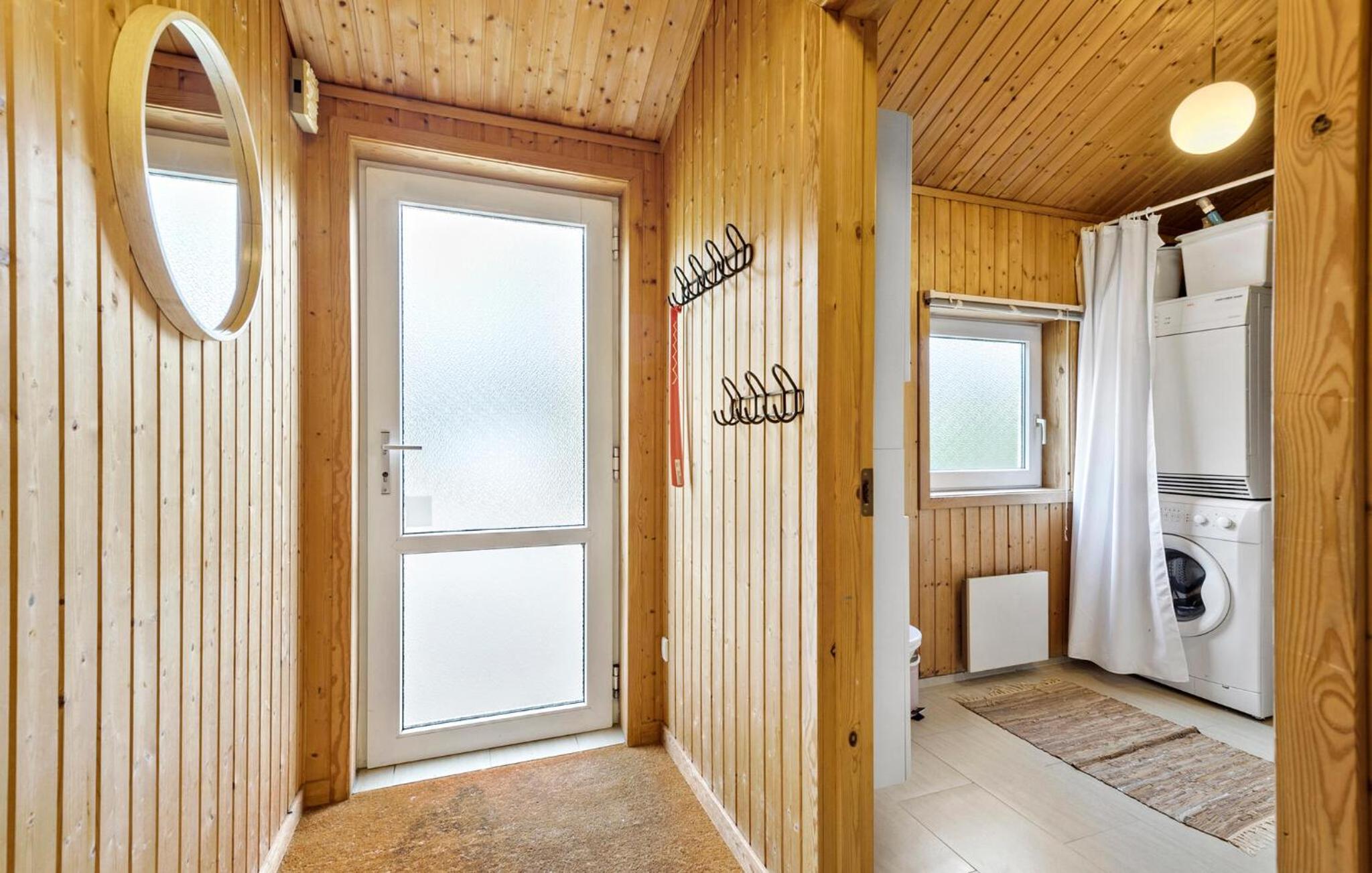 Cozy Home In Ebeltoft With Sauna