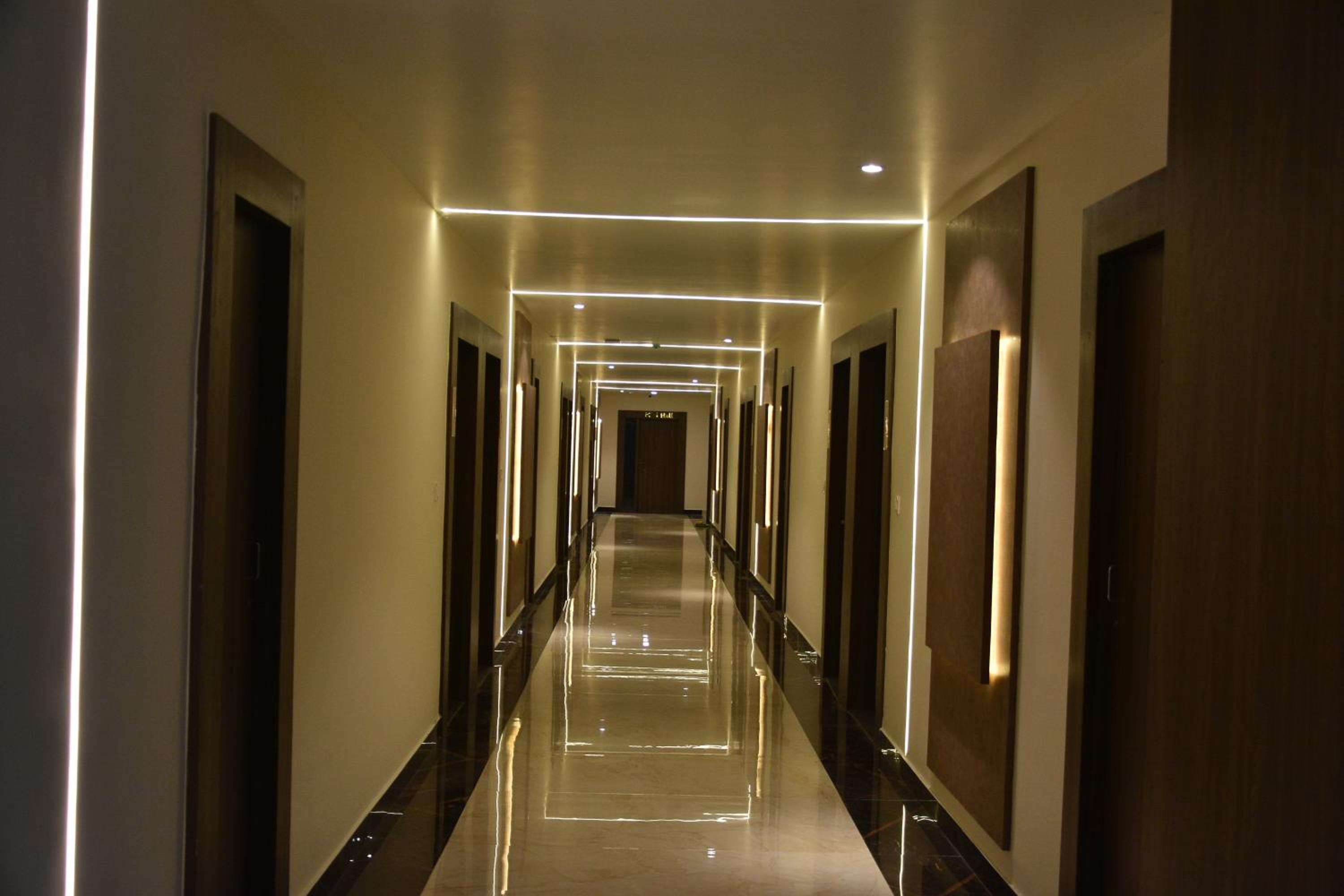 Silver Stone Park Resort, Kovilpatti