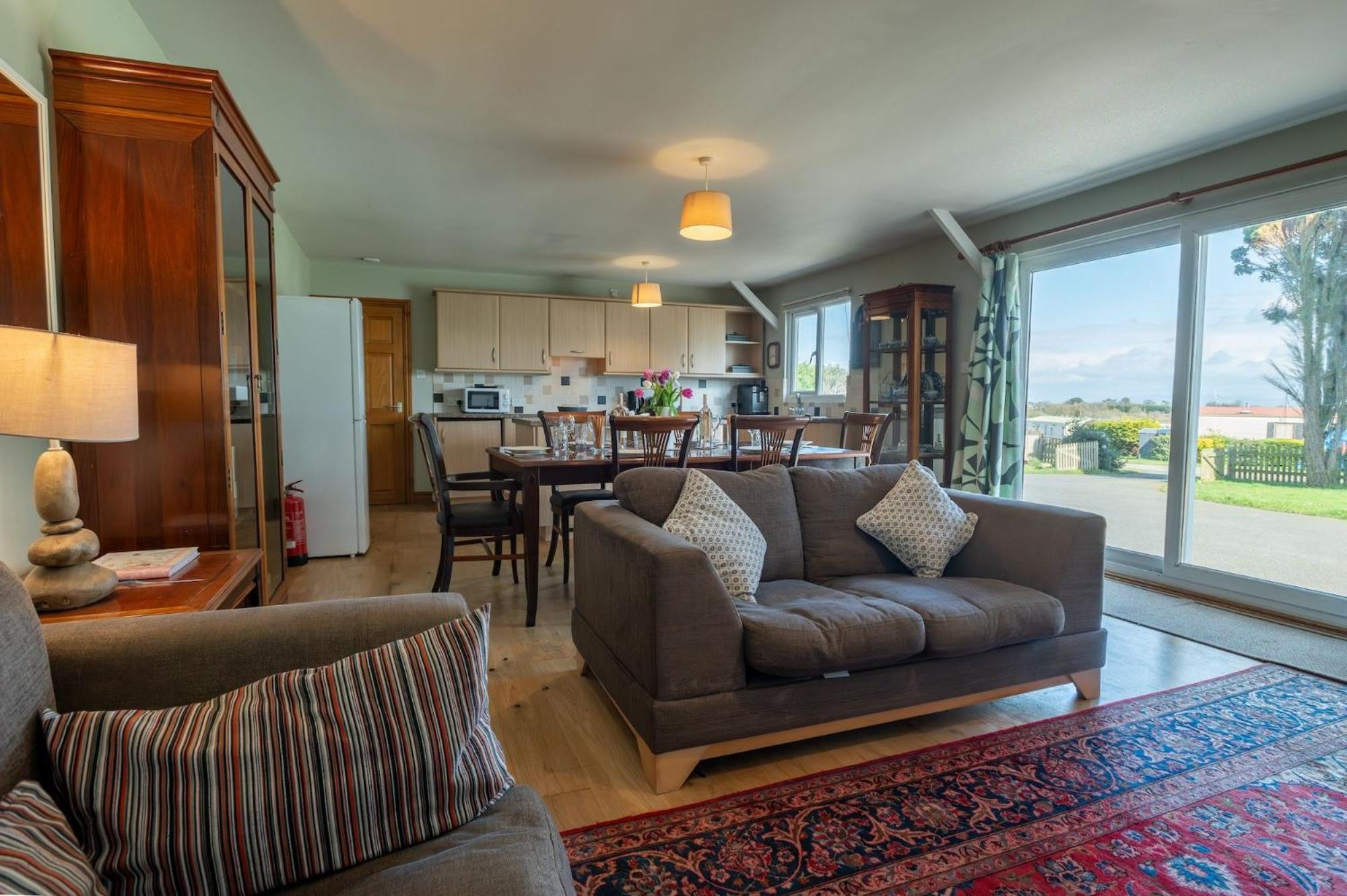 Ty Bach, Llanbedrog