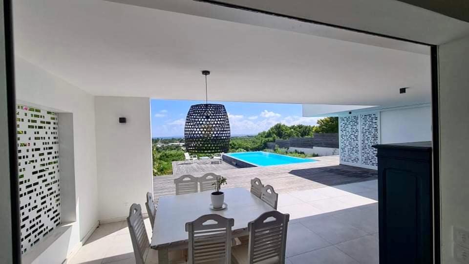 Villa Miss M. Magnifique villa contemporaine neuve vue mer view 2