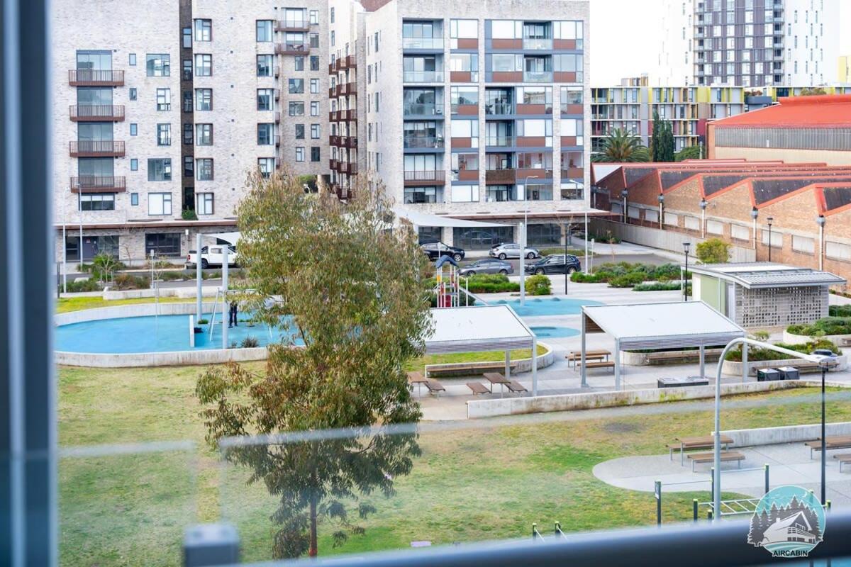 Aircabin - Rosebery - Lovely - 2 Beds Apt +Parking