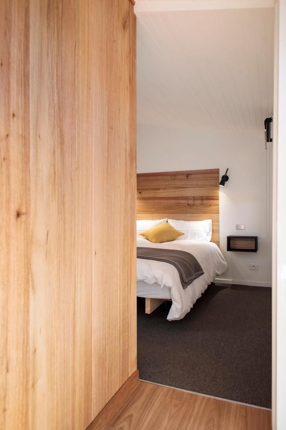 'The Hideout' Private Bungalow in Sandy Bay