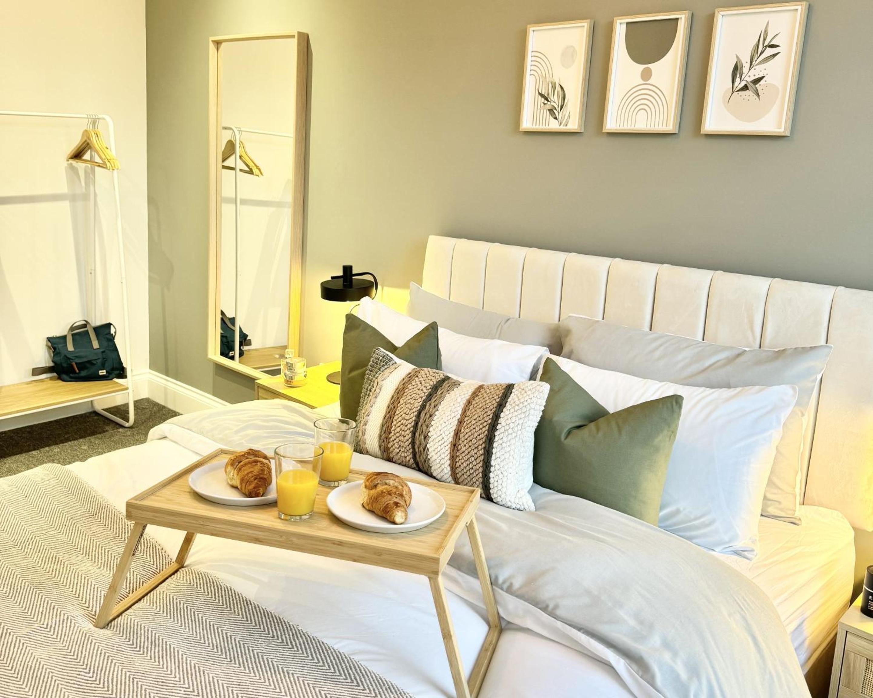 The Yorkshire Crown - Wake Up Apartments view 3