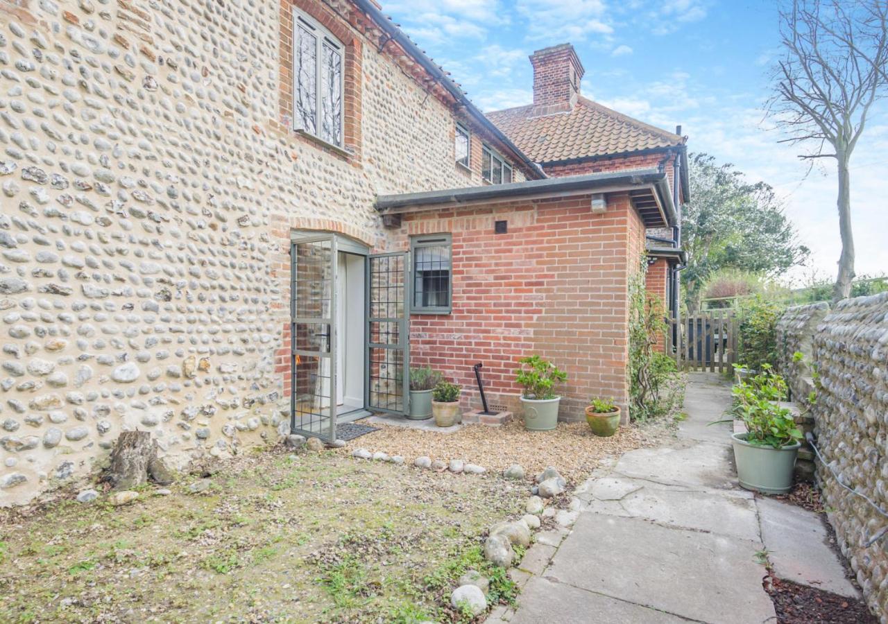 3 Bed in Weybourne oc-t29167 view 5