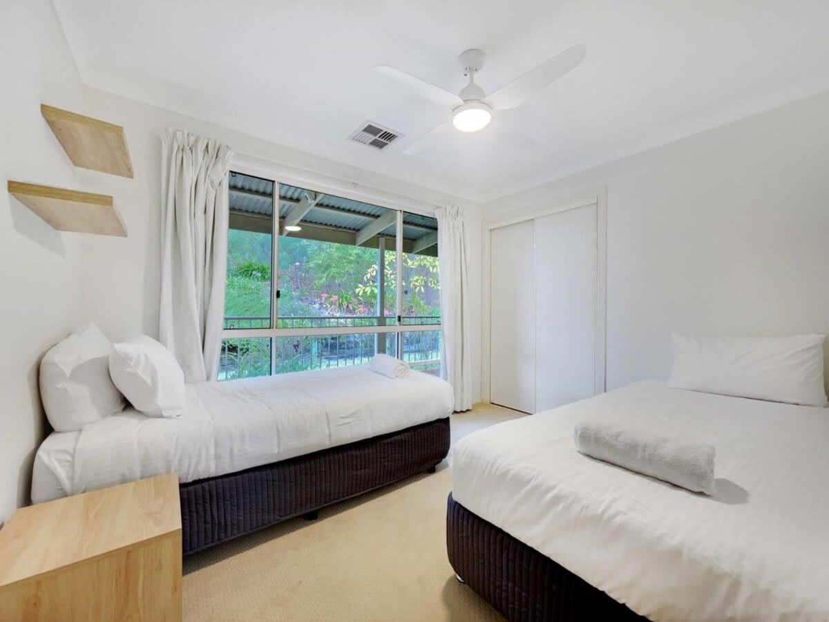 Hinterland Tranquil Escape with Beautiful Views