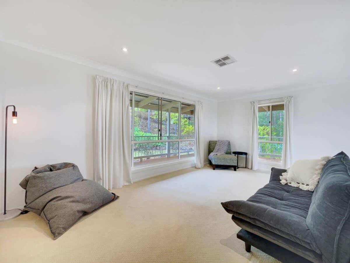 Hinterland Tranquil Escape with Beautiful Views