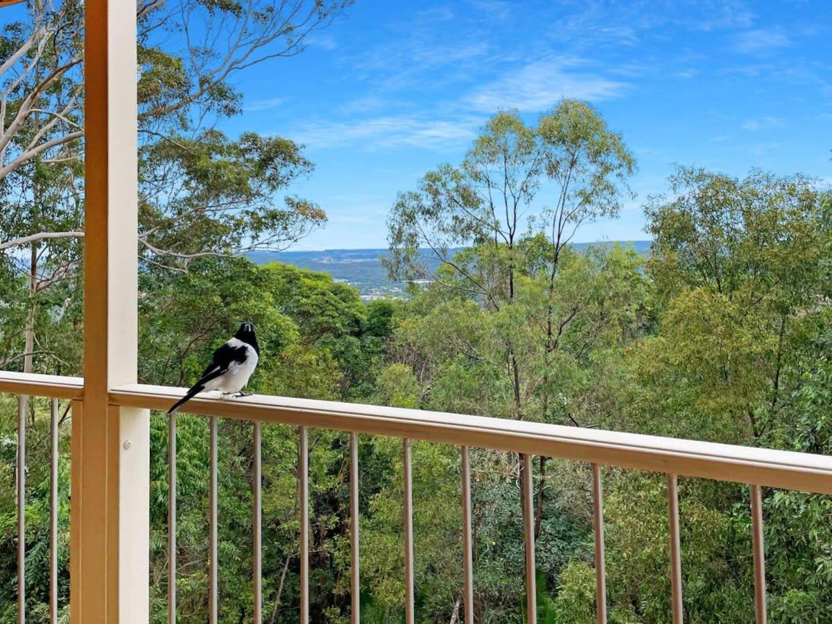 Hinterland Tranquil Escape with Beautiful Views