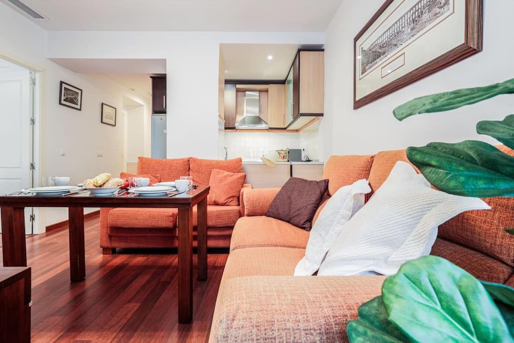 Centro y Estilo Apartamento cerca de la Alameda