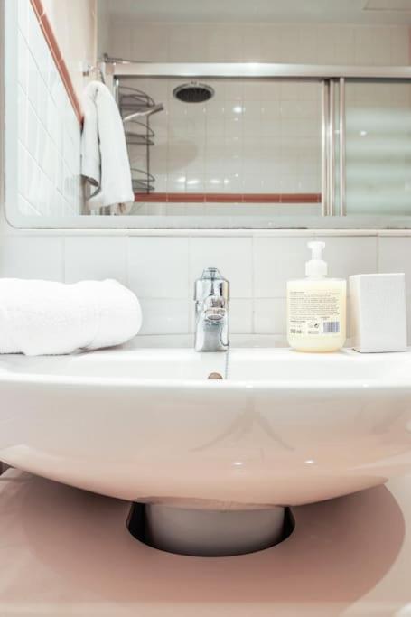 Centro y Estilo Apartamento cerca de la Alameda