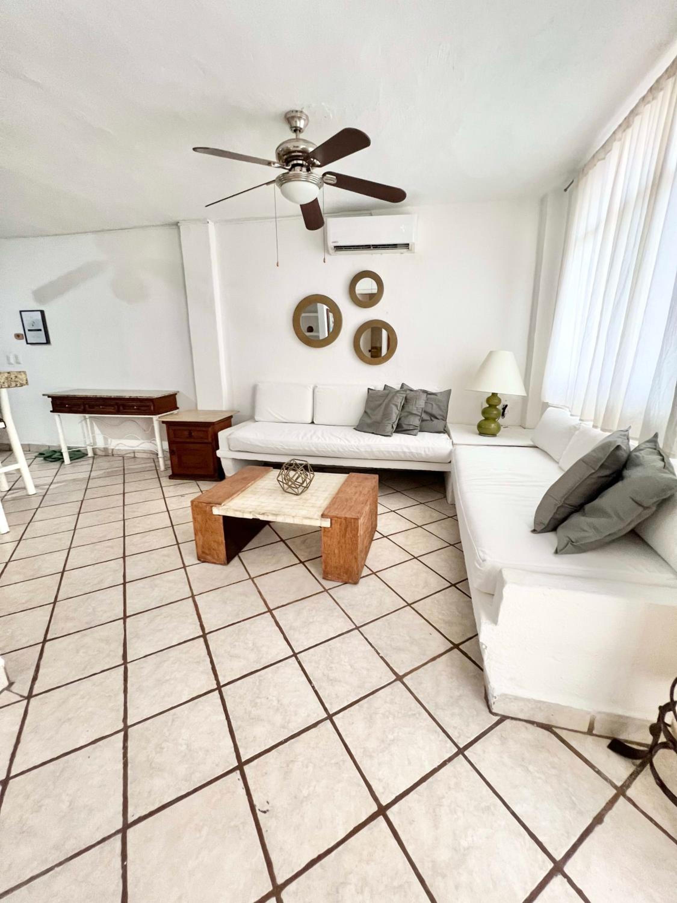 3BR Condo Near the Lovely Beach view 2