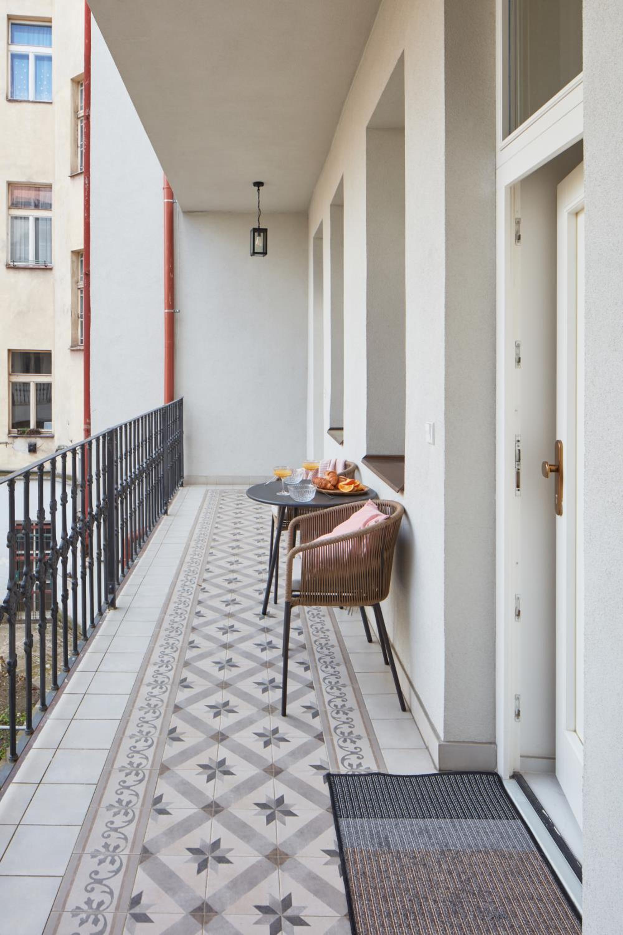 Prague Days - Studio with Outdoor Seating close to Vyšehrad