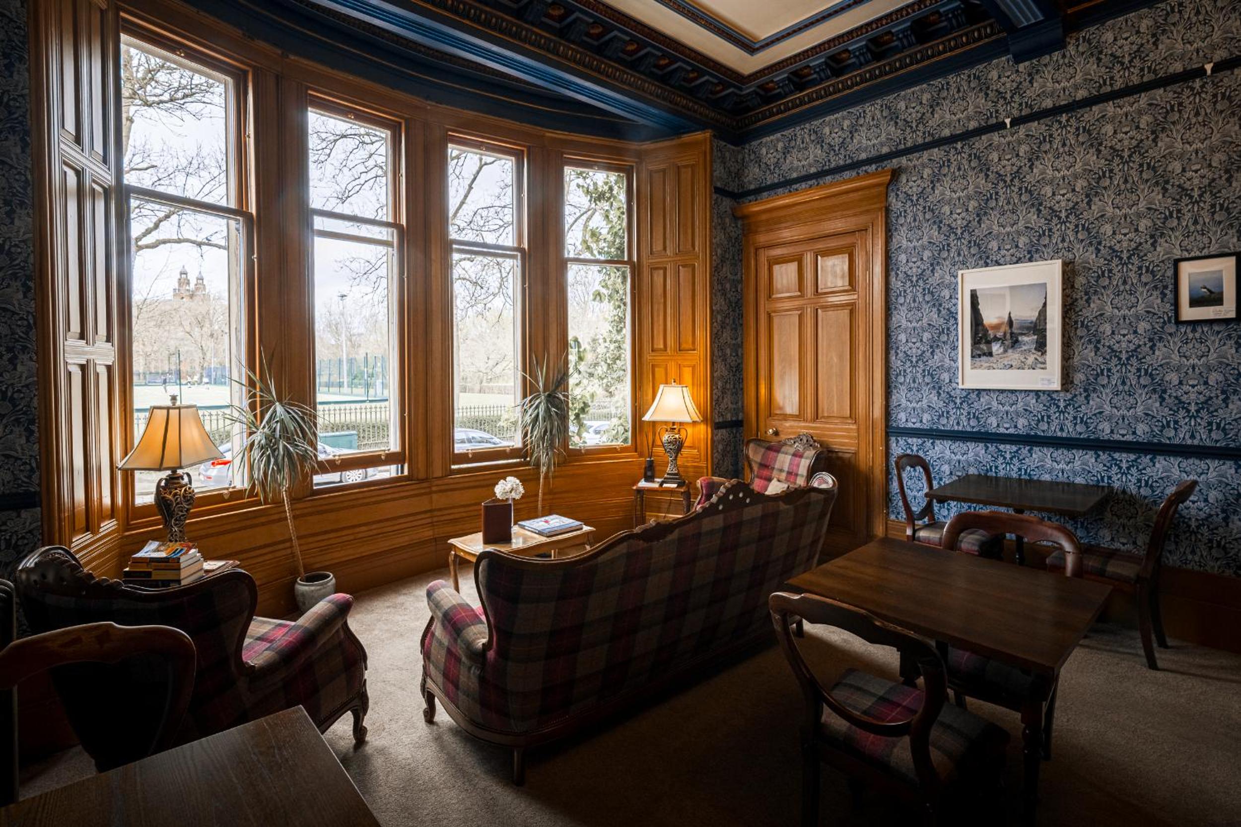 The Alamo Guest House