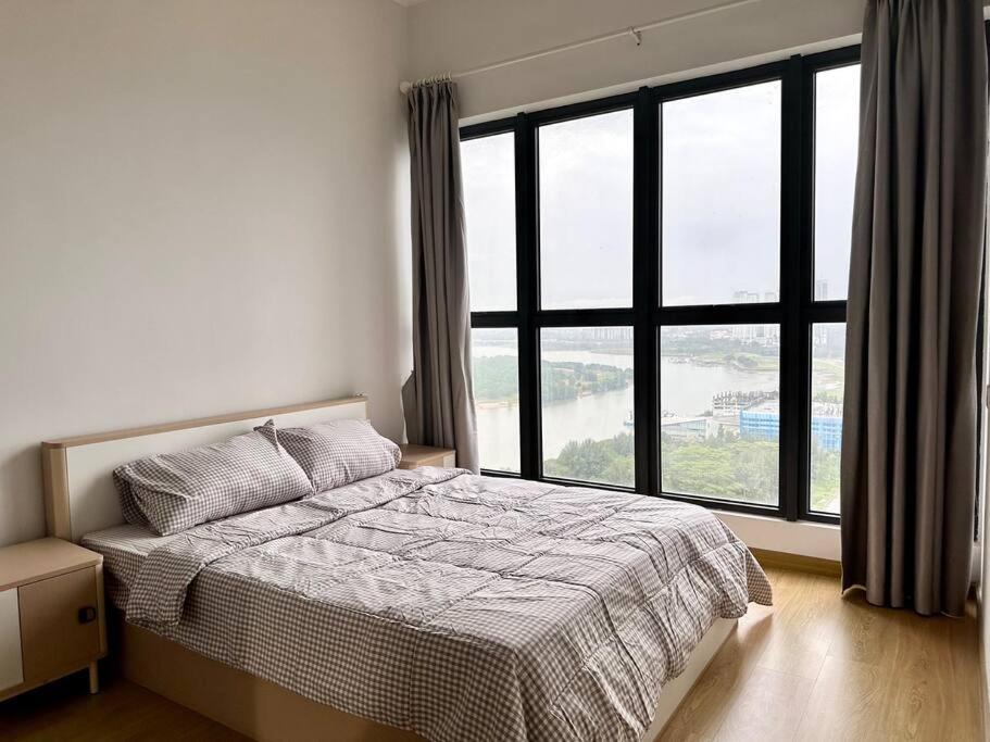 Danga Bay Sea View 4 Pax Apartment