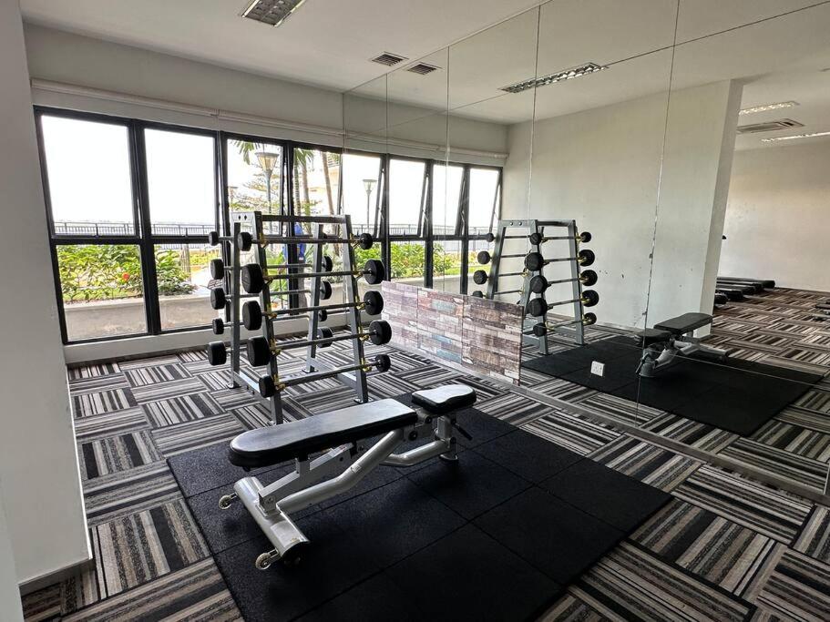 Danga Bay Sea View 4 Pax Apartment