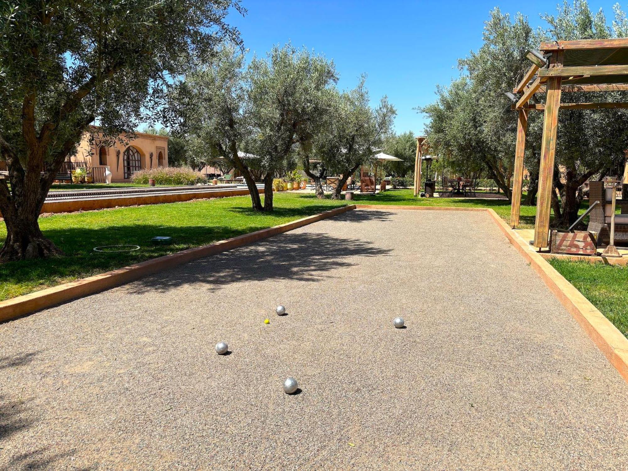 activities & amenities