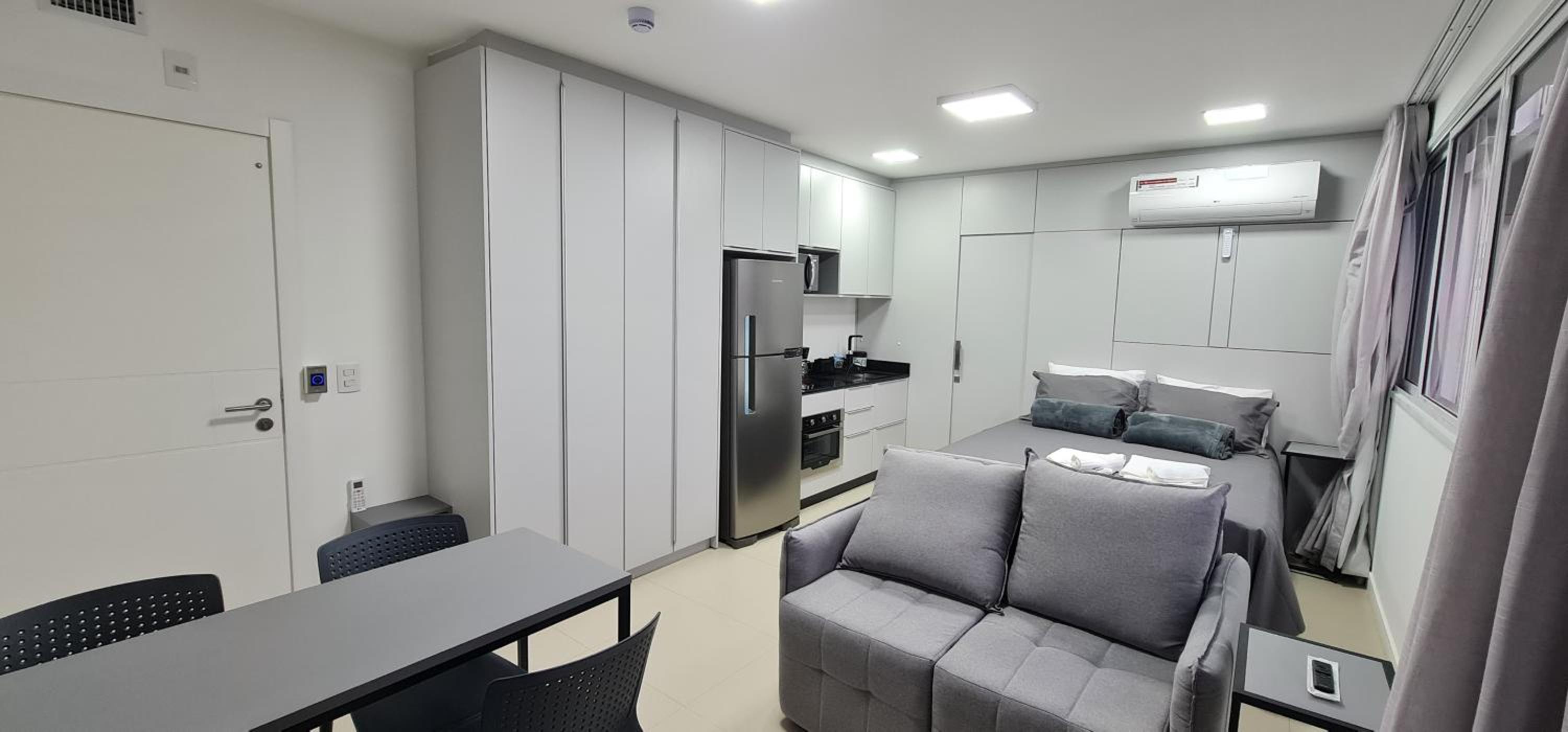 AZZA Smart Stay