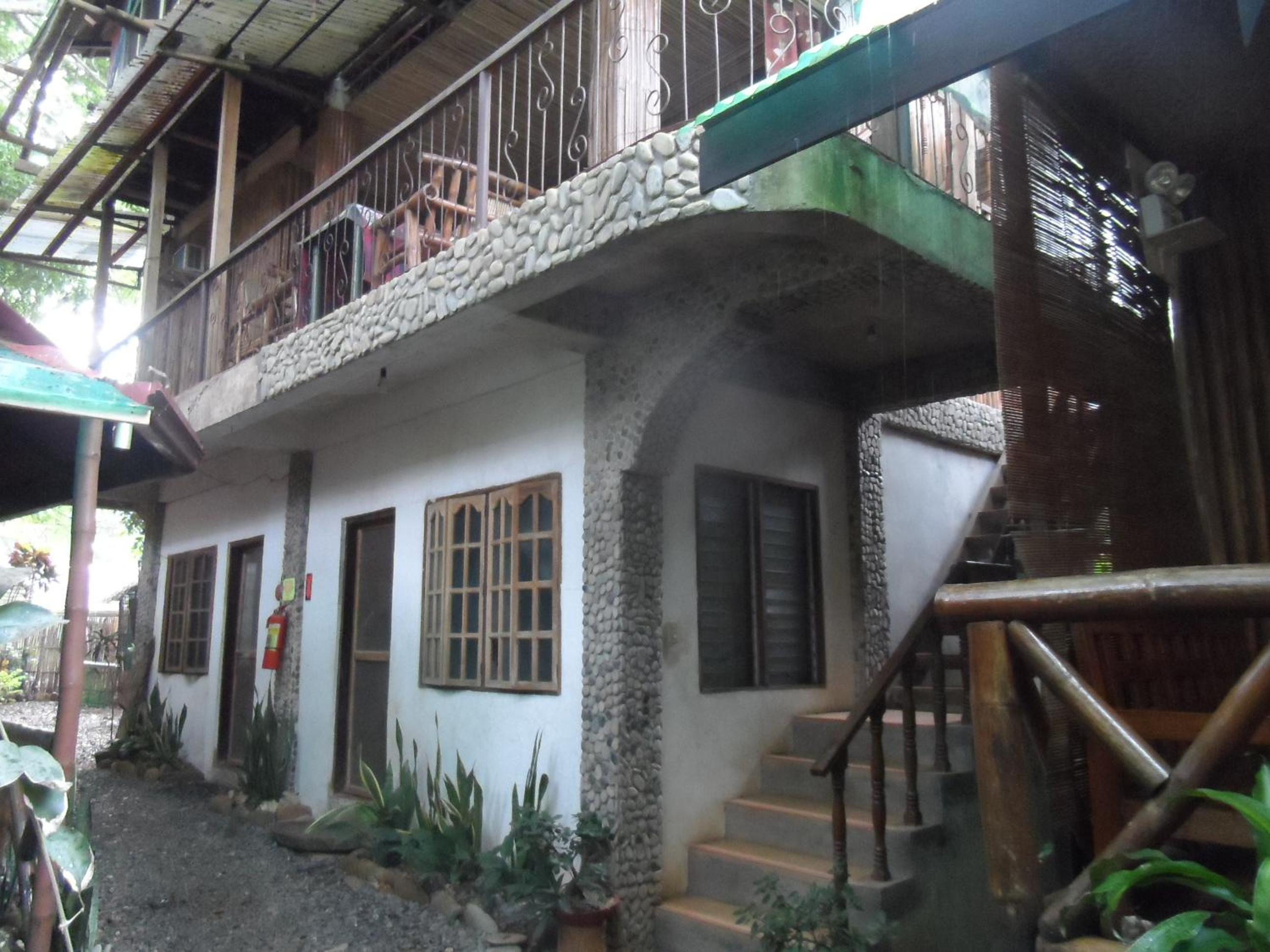 Victoria Guest House and Cottages