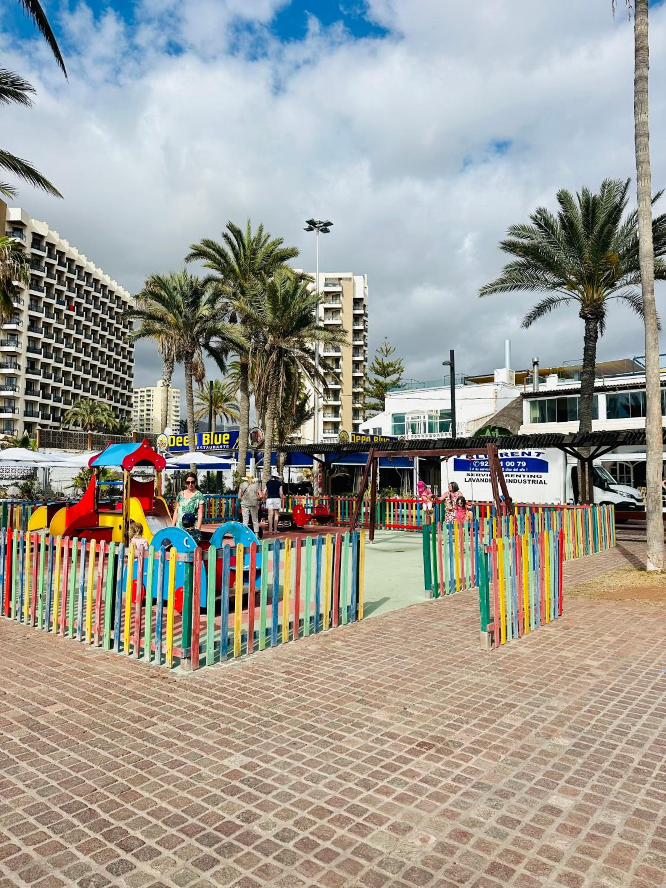 Sunny Sea View Apartment Center of Las Americas