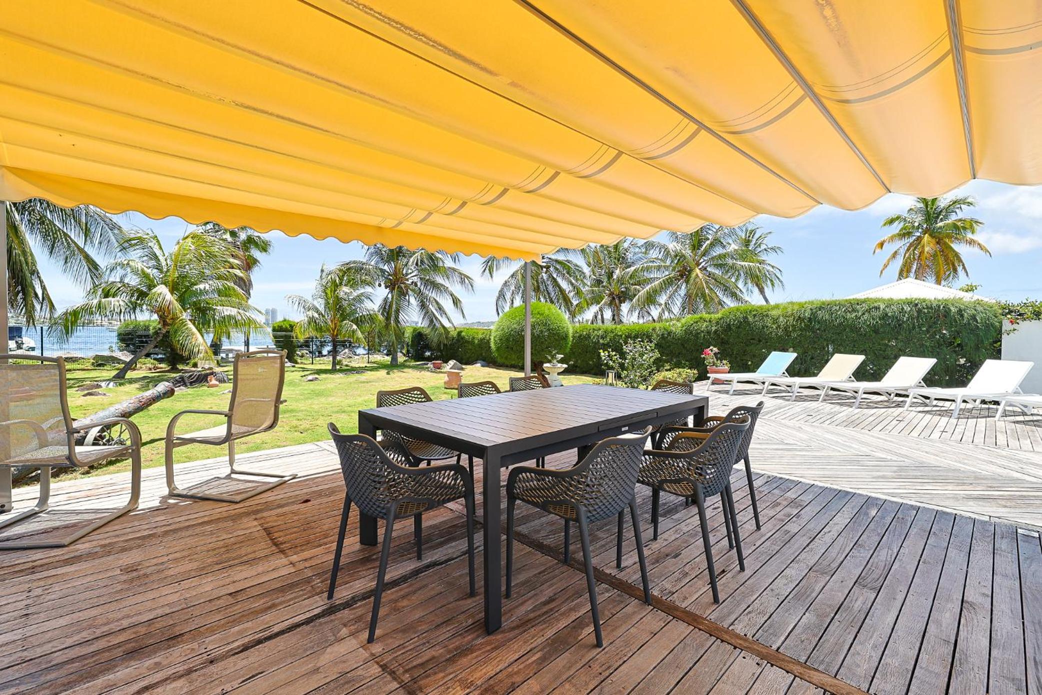 Villa Rivage de 4 ch "les pieds dans l'eau" a Baie Nettle view 3