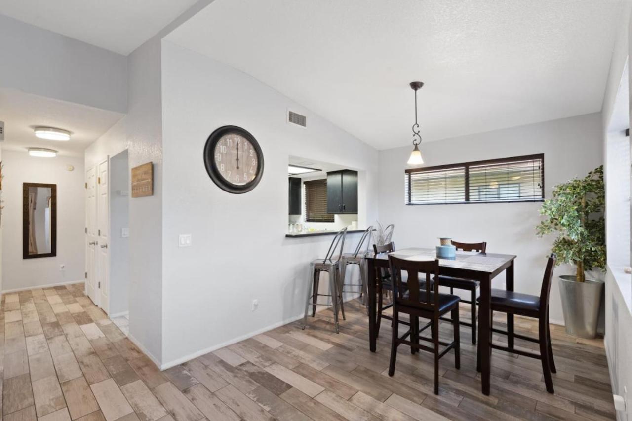 Sedona Airbnb - Sedona Golf, Pool and Hot tub by Bell Rock-Views view 5