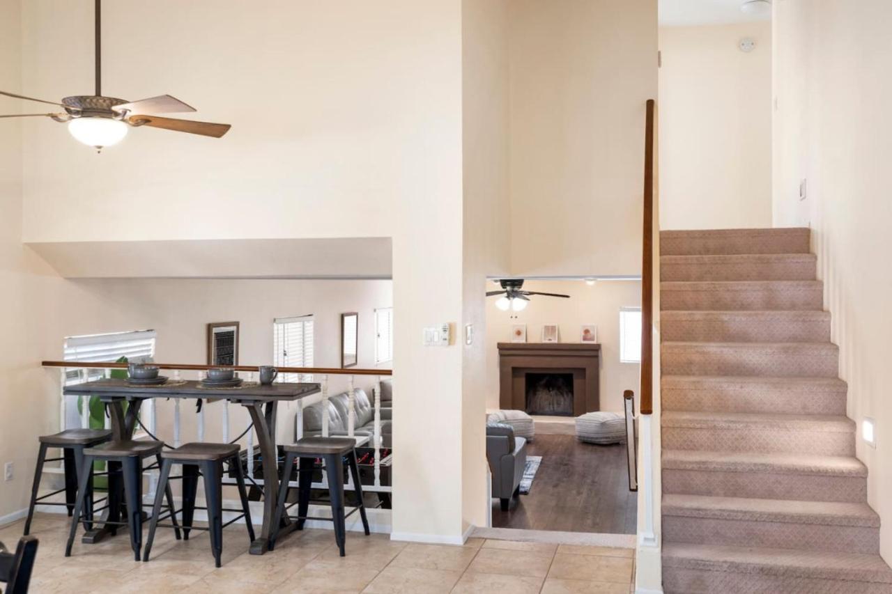 Extravagant 5Bedroom-Phoenix Home w Pool-KingBeds view 5