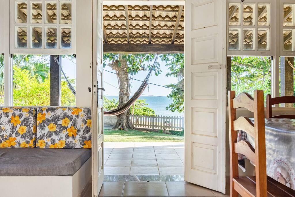 Casa 4 quartos, 2 suítes, piscina e acessibilidade - Frente para a lagoa