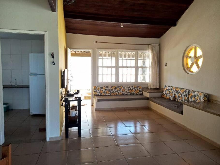 Casa 4 quartos, 2 suítes, piscina e acessibilidade - Frente para a lagoa