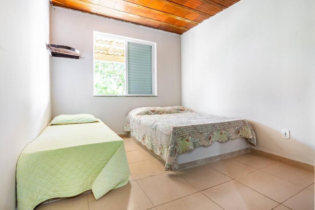 Casa 4 quartos, 2 suítes, piscina e acessibilidade - Frente para a lagoa