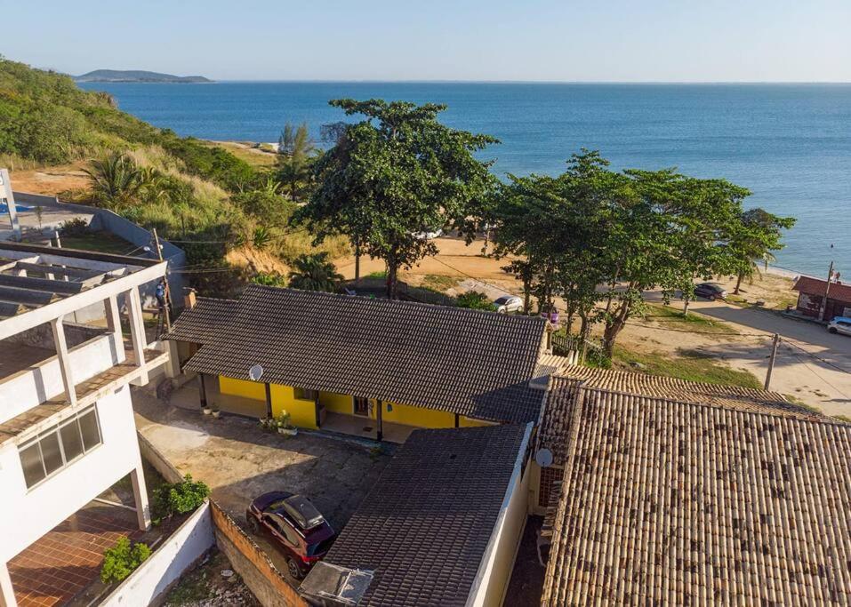 Casa 4 quartos, 2 suítes, piscina e acessibilidade - Frente para a lagoa