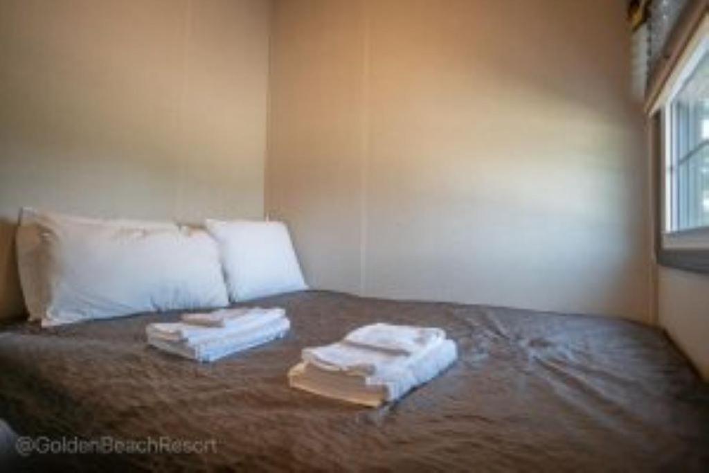 3 Bedroom Waterview Cottage 4B