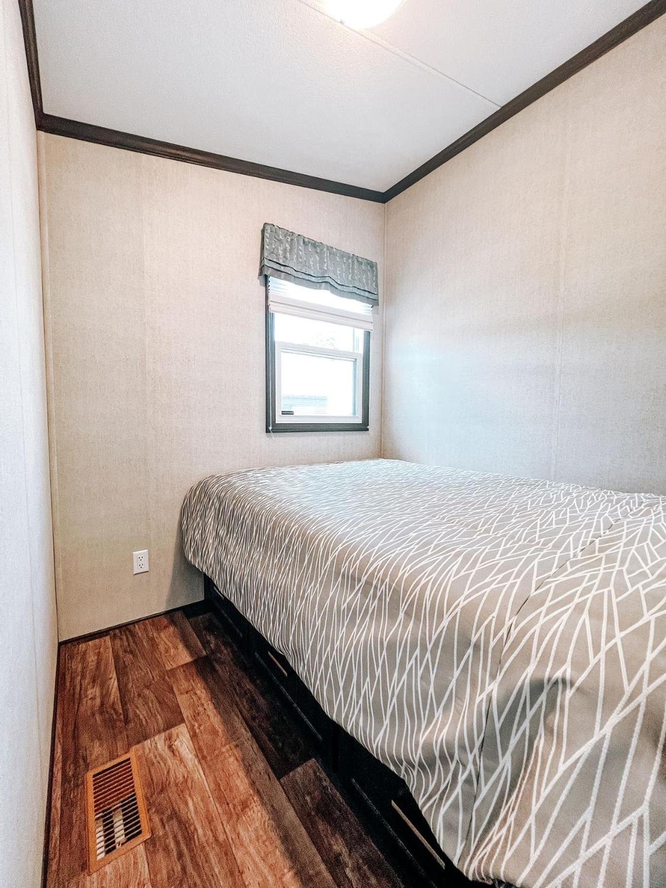 3 Bedroom Cottage St. Andrews Lane 20