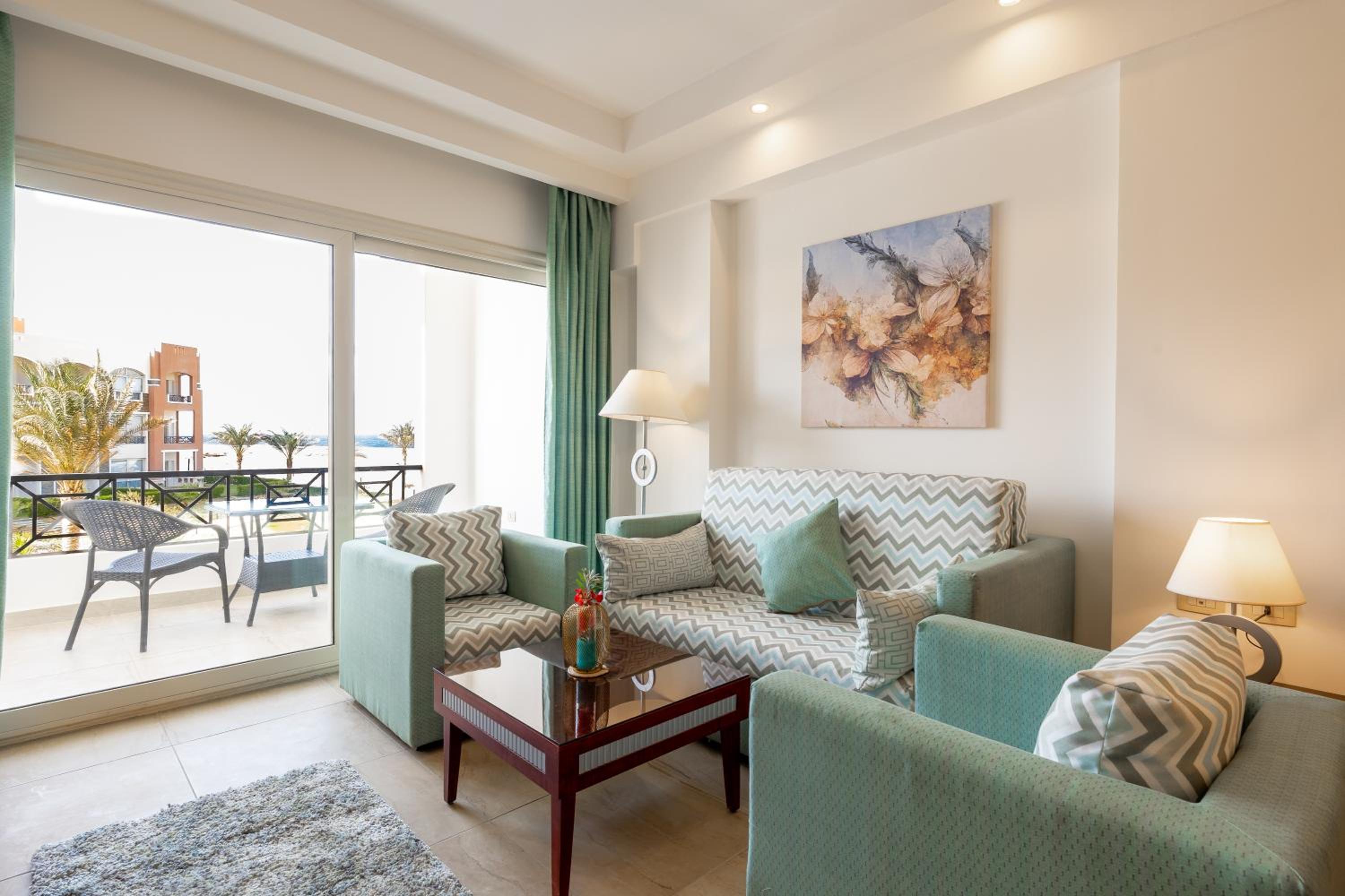 Oyster Bay Beach Suites