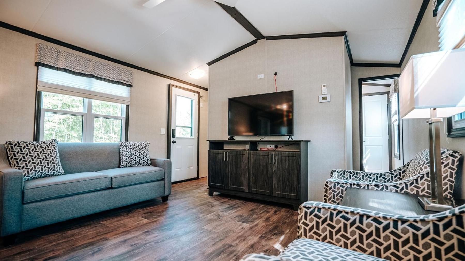 4 Bedroom Cottage Angus Glen Lane 9