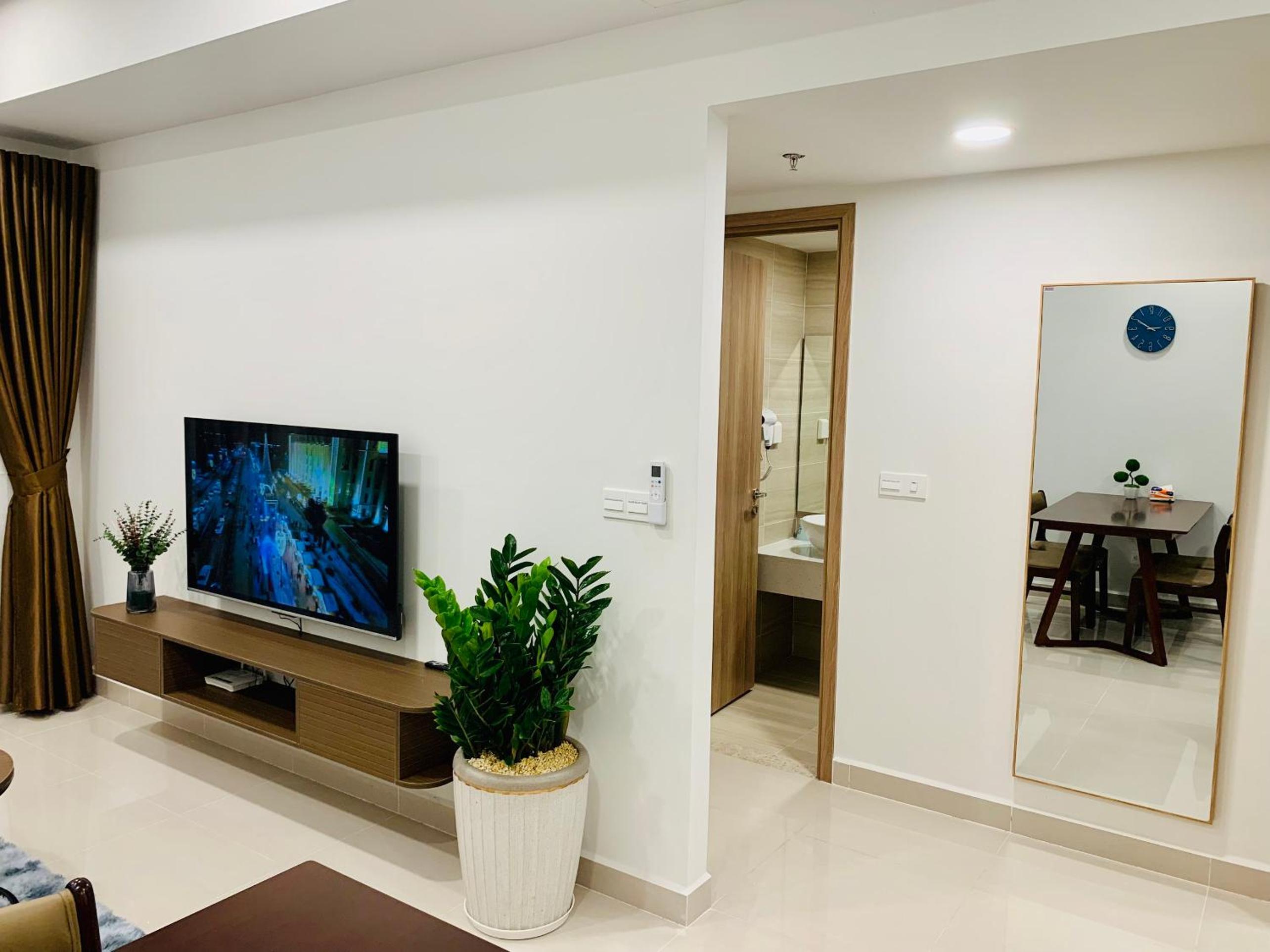Duxton House Saigon- Near walk street Bui Vien - Ben Thanh Market